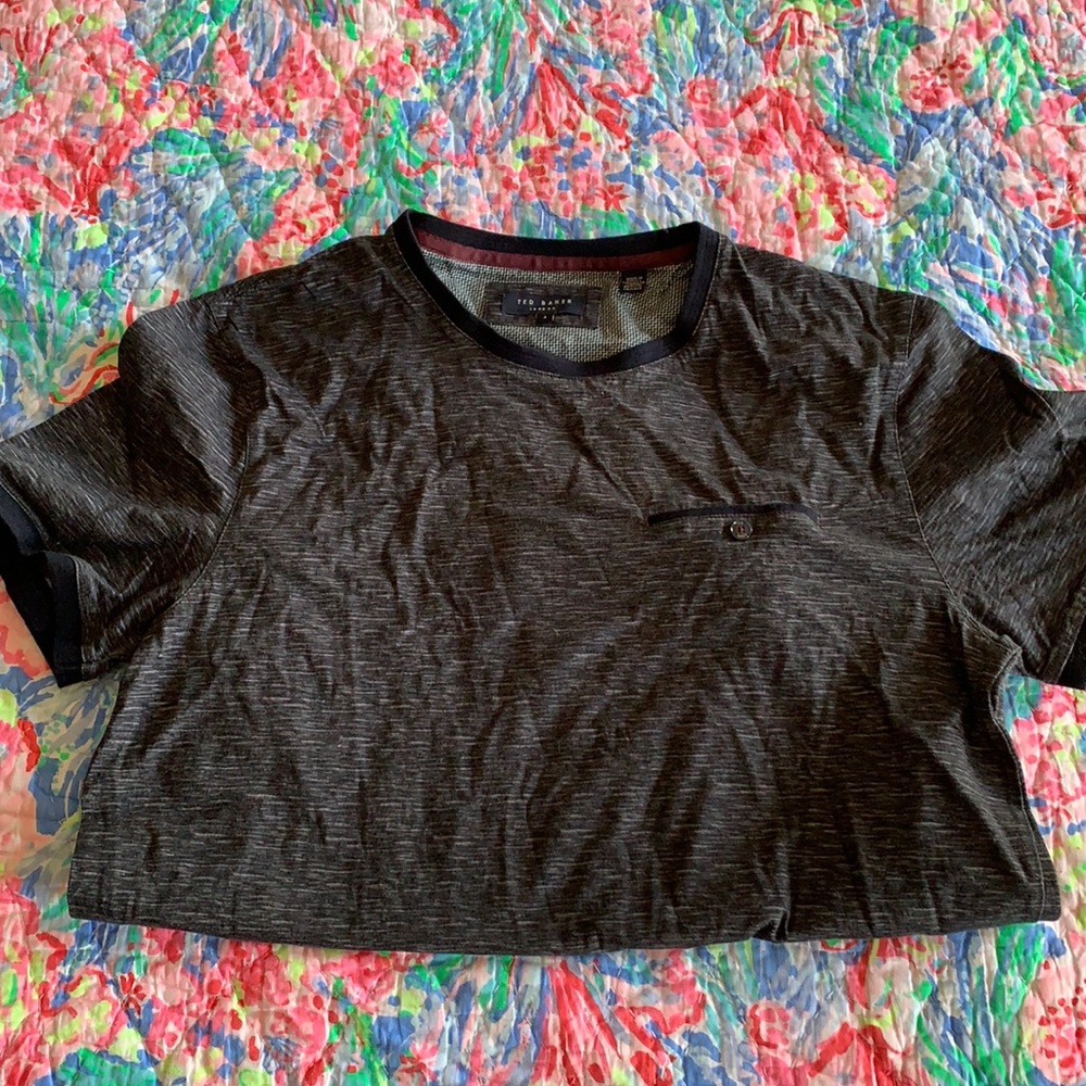 Cotton tshirt from Ted baker. Men’s EU4 size.